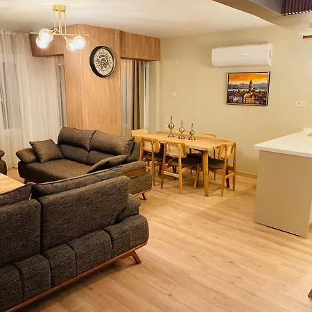 Spacious,central, Special Design Flat In Besiktas Apartment
