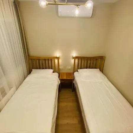Spacious,central, Special Design Flat In Besiktas * 이스탄불