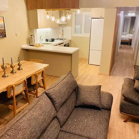 Spacious,central, Special Design Flat In Besiktas 아파트 *